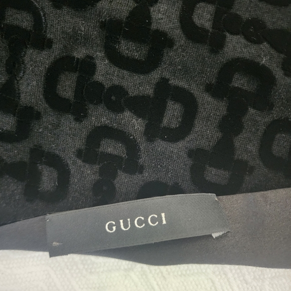Auth Gucci Reversible Horsebit Suede/Silk Scarf - Picture 5 of 8